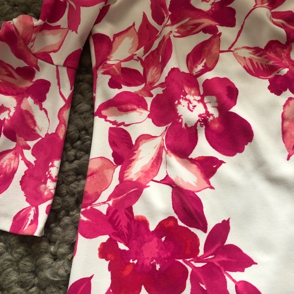 Beautiful floral cocktail dress - Picture 8 of 13